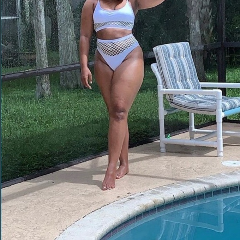 Swimsuit - Picture 3 of 3